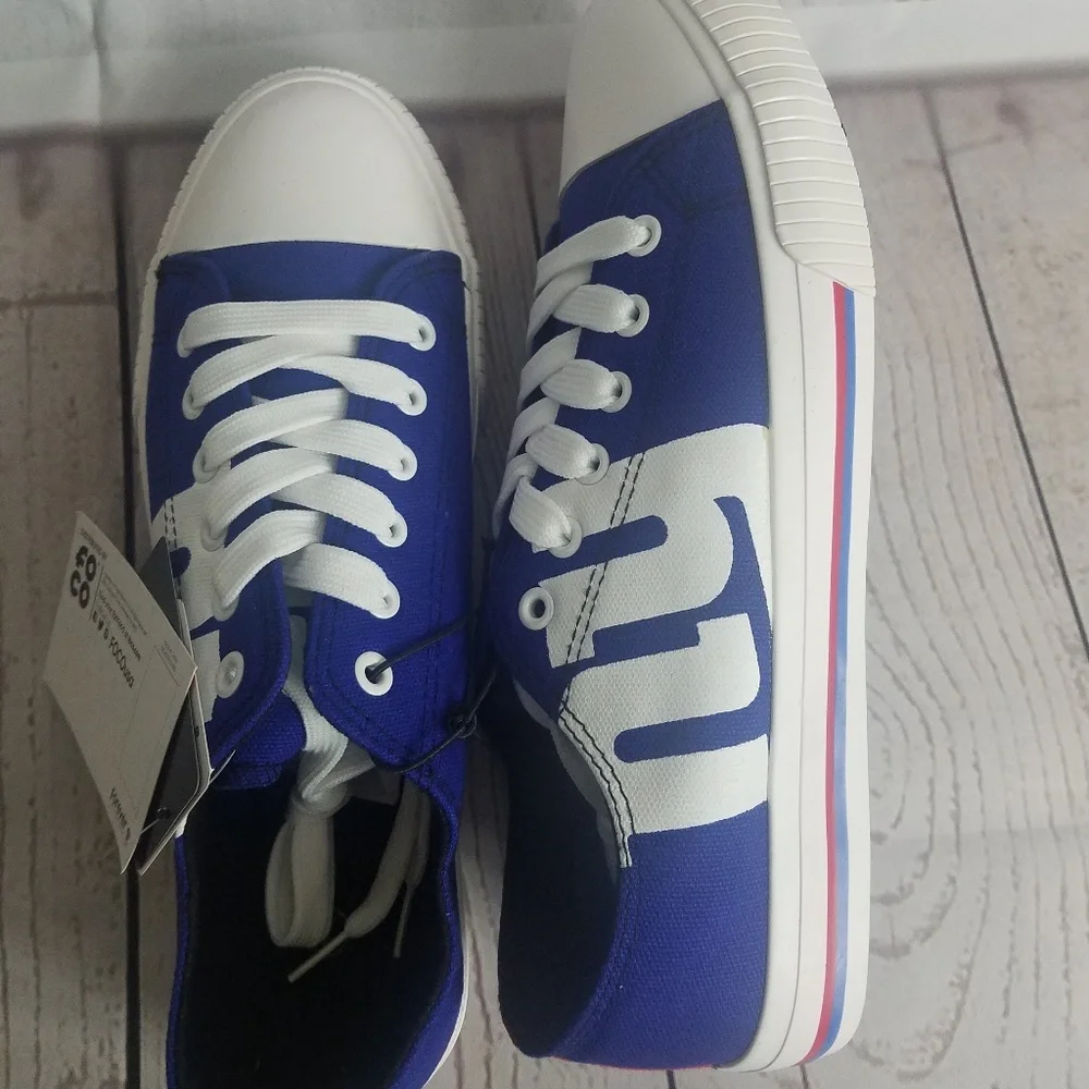 New York NY Giants big logo Sneakers.